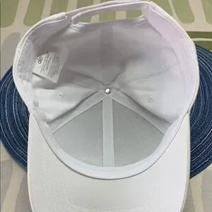 ALO Yoga | Accessories | Nwt Alo Yoga Ecoshield Baseball Cap  display picture 2